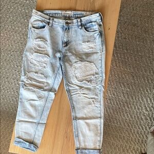 Stylish Women's Skinny Jeans in Light Blue